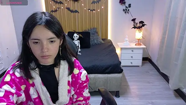 Snapshot of sailor_moon07 chatting on October 2025 05:04:01 AM sailor moon07 online show from October 2025 05:04:01 AM