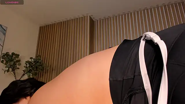 Snapshot of CelestePalmer_ chatting on November 2025 10:14:01 AM CelestePalmer online show from November 2025 10:14:01 AM