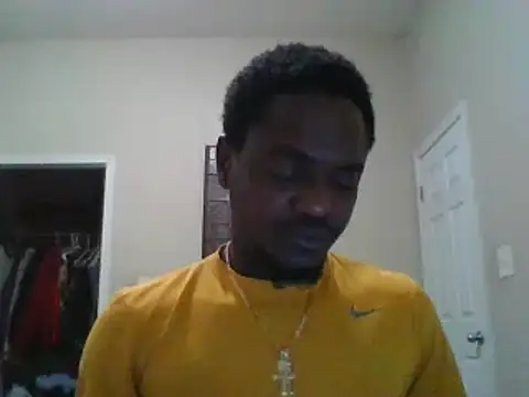 Snapshot of Hugedick0071 chatting on January 2025 06:15:02 AM Hugedick0071 online show from January 2025 06:15:02 AM