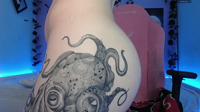 Scarlettsrorm online show from February 2025 05:12:02 AM