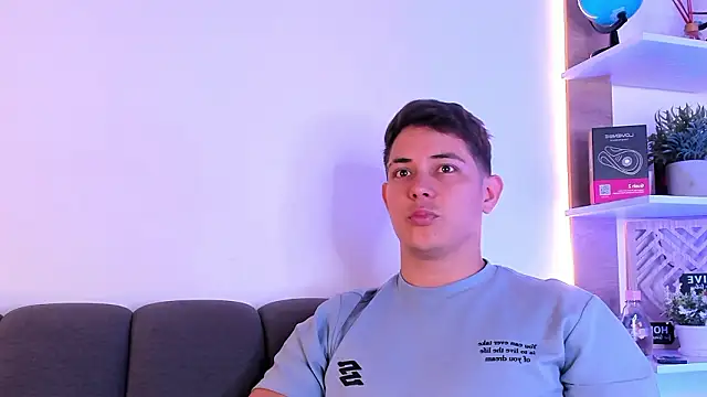 Alan hadid1 online show from March 2026 09:54:01 PM