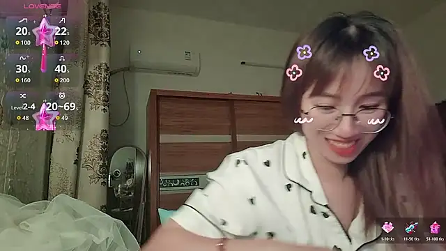 Lili 666 online show from June 2026 04:33:01 PM