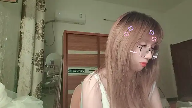 Lili 666 online show from July 2026 05:44:02 PM