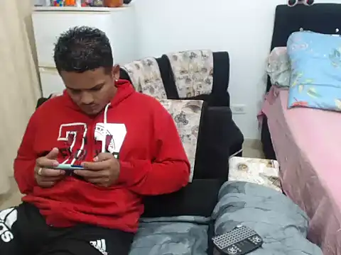 Boycuriousxxx online show from February 2025 06:20:01 PM