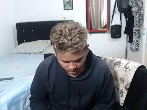 Boycuriousxxx online show from October 2025 02:04:01 PM