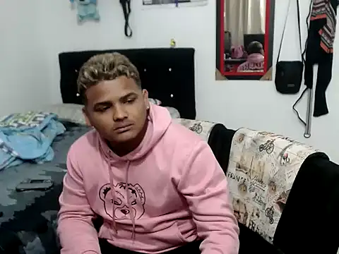 Boycuriousxxx online show from November 2025 01:55:02 PM