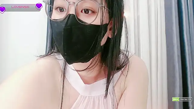 Snapshot of Na_baby chatting on November 2025 03:49:01 PM Na baby online show from November 2025 03:49:01 PM