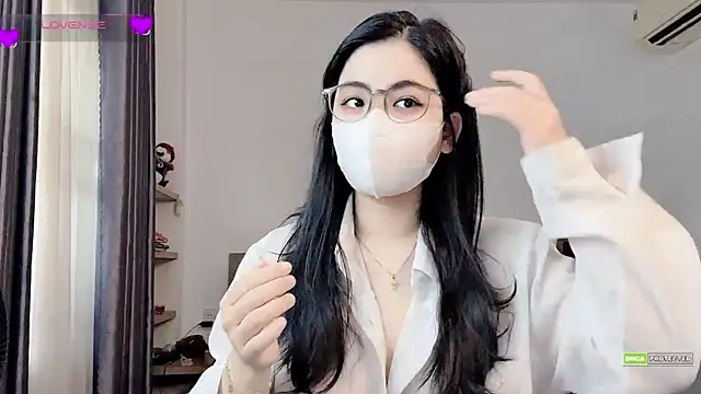 Snapshot of Na_baby chatting on February 2026 11:28:01 PM Na baby online show from February 2026 11:28:01 PM