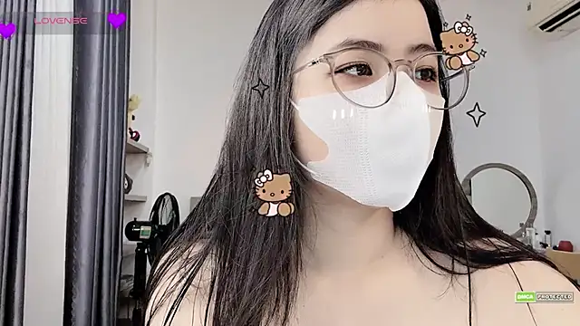 Snapshot of Na_baby chatting on April 2026 01:19:01 PM Na baby online show from April 2026 01:19:01 PM