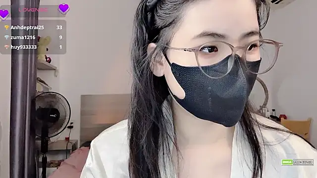 Snapshot of Na_baby chatting on April 2026 04:18:01 PM Na baby online show from April 2026 04:18:01 PM