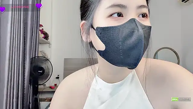 Snapshot of Na_baby chatting on April 2026 04:12:02 PM Na baby online show from April 2026 04:12:02 PM