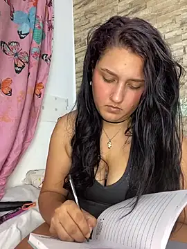 saray gomez22 online show from December 2024 04:09:02 AM