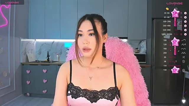 carpe diemmm online show from March 2025 09:05:02 PM