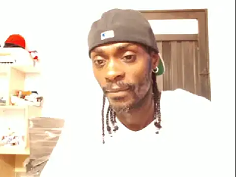 phillip-hot online show from January 2025 08:59:01 PM