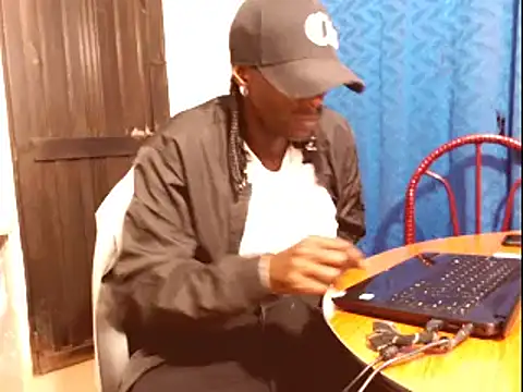 phillip-hot online show from January 2025 02:36:01 AM