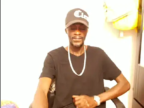 phillip-hot online show from March 2025 04:33:01 PM