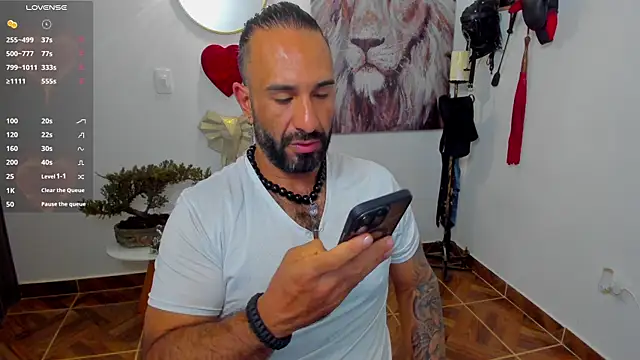 mr maik online show from February 2025 02:38:02 PM