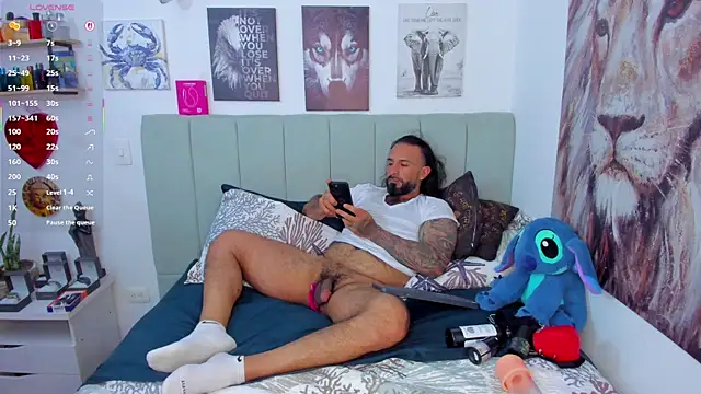 mr maik online show from November 2025 07:20:02 AM