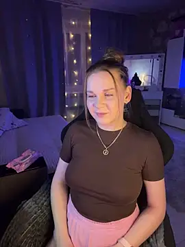 Lexi noah online show from December 2025 09:33:01 PM