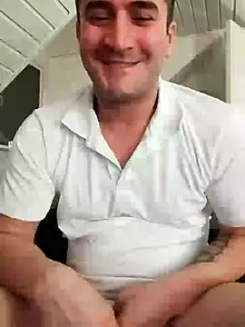 Analcholic online show from October 2025 09:05:02 PM