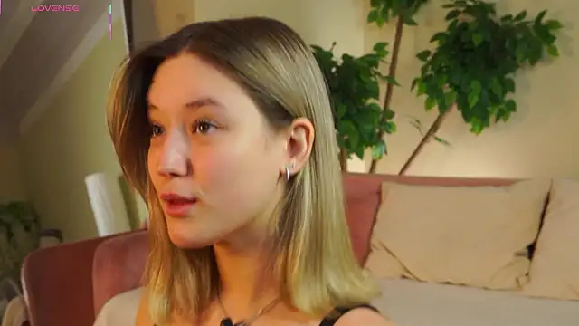 Snapshot of JessRosen chatting on February 2026 03:38:02 AM JessRosen online show from February 2026 03:38:02 AM