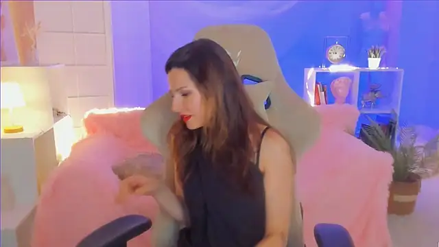 Snapshot of April_o_Nill chatting on February 2025 04:10:02 PM April o Nill online show from February 2025 04:10:02 PM