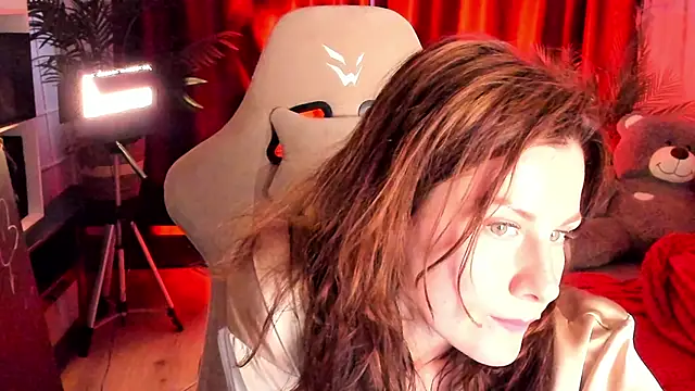 April o Nill online show from April 2026 02:44:01 PM