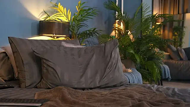  keeti  online show from October 2025 03:33:02 PM