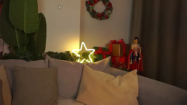 Snapshot of MickeyMyers chatting on January 2025 02:19:01 PM MickeyMyers online show from January 2025 02:19:01 PM