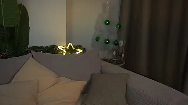 Snapshot of MickeyMyers chatting on January 2025 11:26:01 AM MickeyMyers online show from January 2025 11:26:01 AM