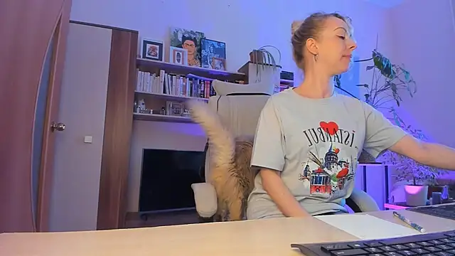 LylithSkye online show from April 2026 02:07:01 PM