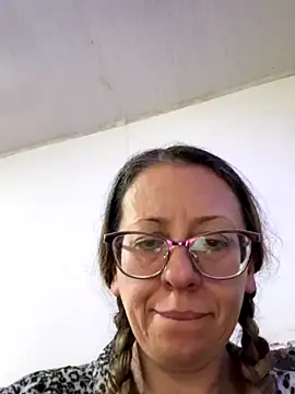 miss hanna07 online show from September 2025 01:16:01 AM