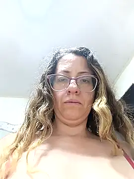 miss hanna07 online show from November 2025 12:31:01 AM