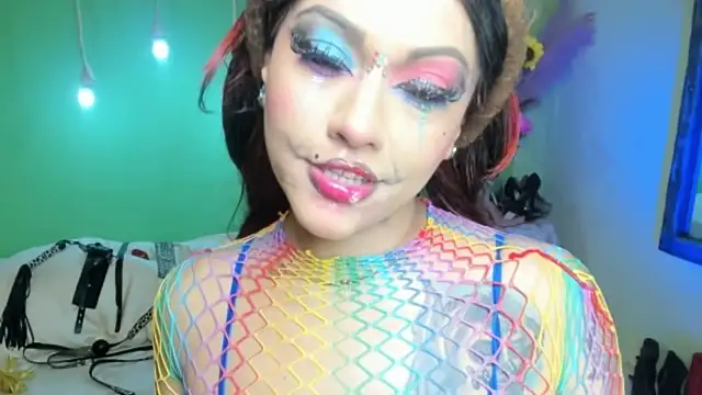 angelina james  online show from October 2025 03:02:02 PM