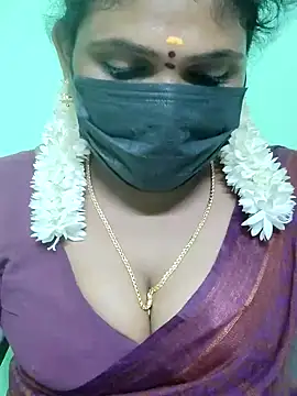 Snapshot of malliga98 chatting on February 2025 05:51:01 PM malliga98 online show from February 2025 05:51:01 PM