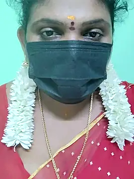 Snapshot of malliga98 chatting on February 2025 10:15:02 PM malliga98 online show from February 2025 10:15:02 PM