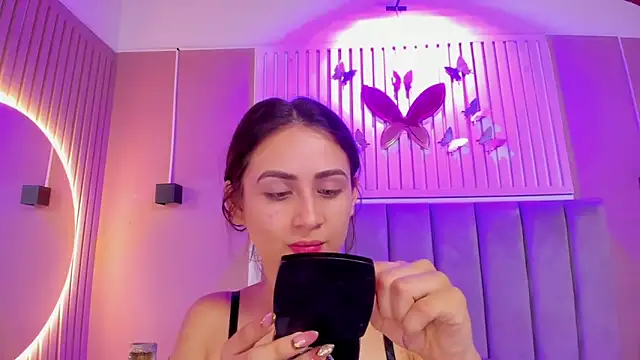 diosa cristal online show from November 2025 03:38:02 AM