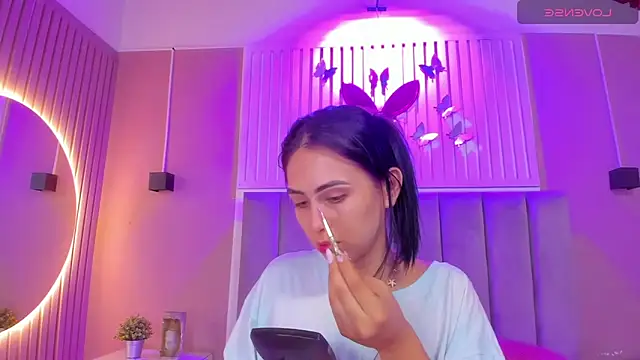 diosa cristal online show from December 2025 04:06:01 AM