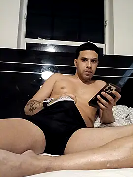 Snapshot of J0suA chatting on March 2026 10:49:02 PM J0suA online show from March 2026 10:49:02 PM