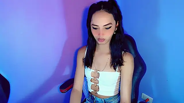 Babyenderlyn online show from March 2025 09:00:02 PM