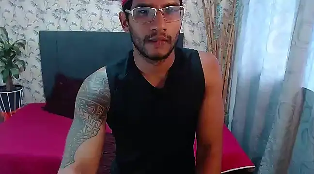 sweet-blowork online show from December 2024 09:46:01 PM