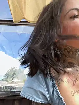 Iam Annii online show from December 2024 07:19:02 PM