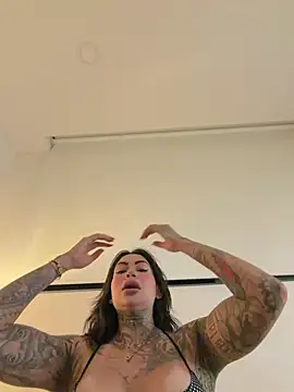 Iam Annii online show from March 2026 11:55:02 PM