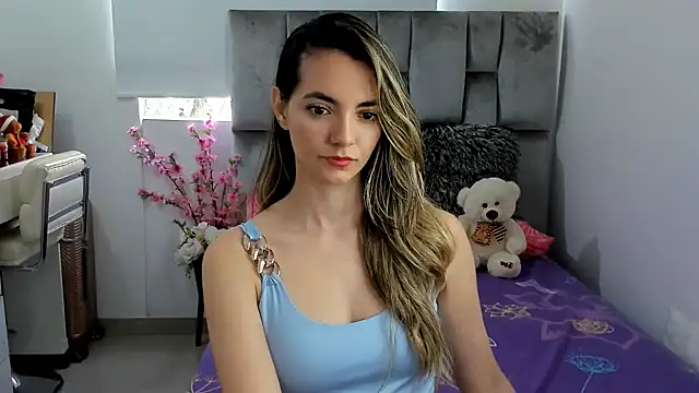 baby-miah online show from December 2024 06:48:01 PM