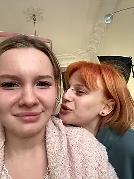 Snapshot of AliceMorr chatting on December 2024 10:34:01 AM AliceMorr online show from December 2024 10:34:01 AM