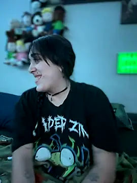 Snapshot of ThicBunz chatting on October 2025 03:54:02 AM ThicBunz online show from October 2025 03:54:02 AM