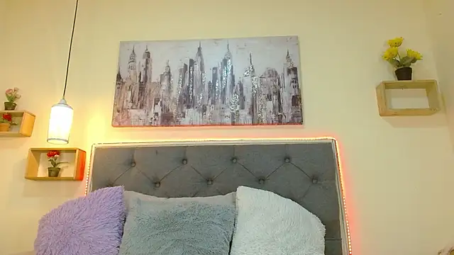 Snapshot of angelica_bouvier chatting on February 2026 09:04:01 PM angelica bouvier online show from February 2026 09:04:01 PM