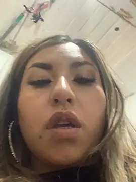 Snapshot of Khalyk_G chatting on December 2024 06:10:02 AM Khalyk G online show from December 2024 06:10:02 AM