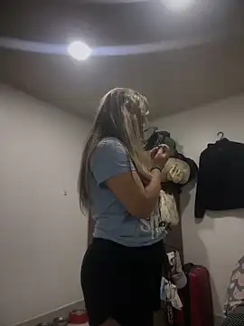 Snapshot of Khalyk_G chatting on September 2025 05:43:02 AM Khalyk G online show from September 2025 05:43:02 AM