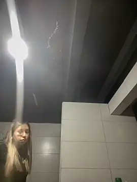 Snapshot of Khalyk_G chatting on November 2025 06:37:02 AM Khalyk G online show from November 2025 06:37:02 AM